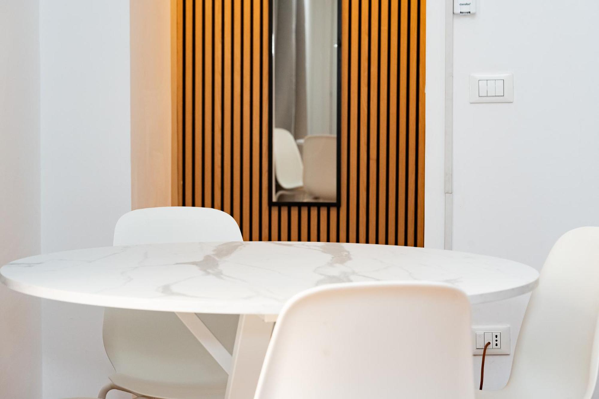 Home Smart Rent Appartamento Nei Pressi Di Via Toledo 2 Camere Da Letto Νάπολη Εξωτερικό φωτογραφία